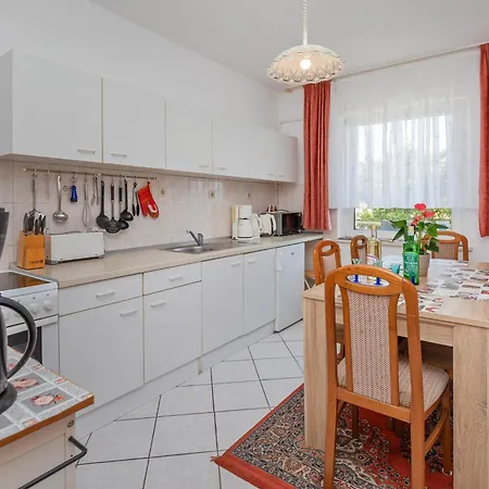 Galic 2 Gasthuis Mlini