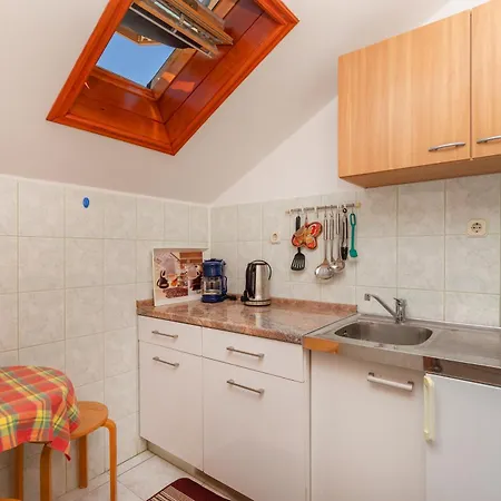 Gasthuis Galic 2 Mlini