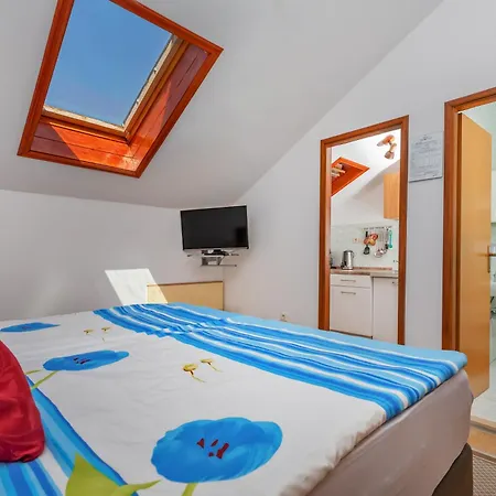 Galic 2 Gasthuis Mlini