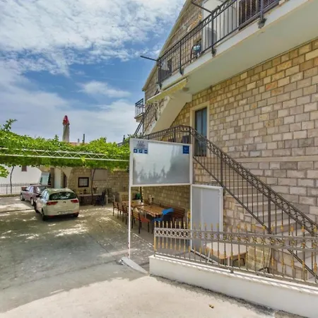 Galic 2 Guest house
