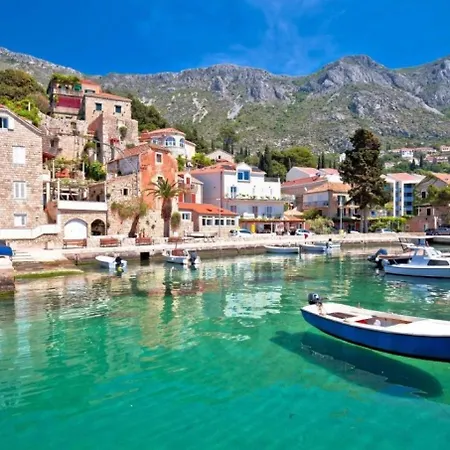 Galic 2 Gasthuis Mlini