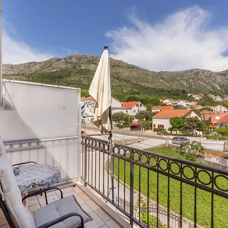 Galic 2 Gasthuis Mlini