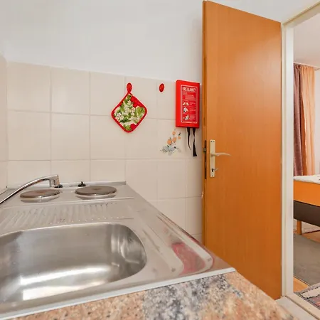 Galic 2 Guest house